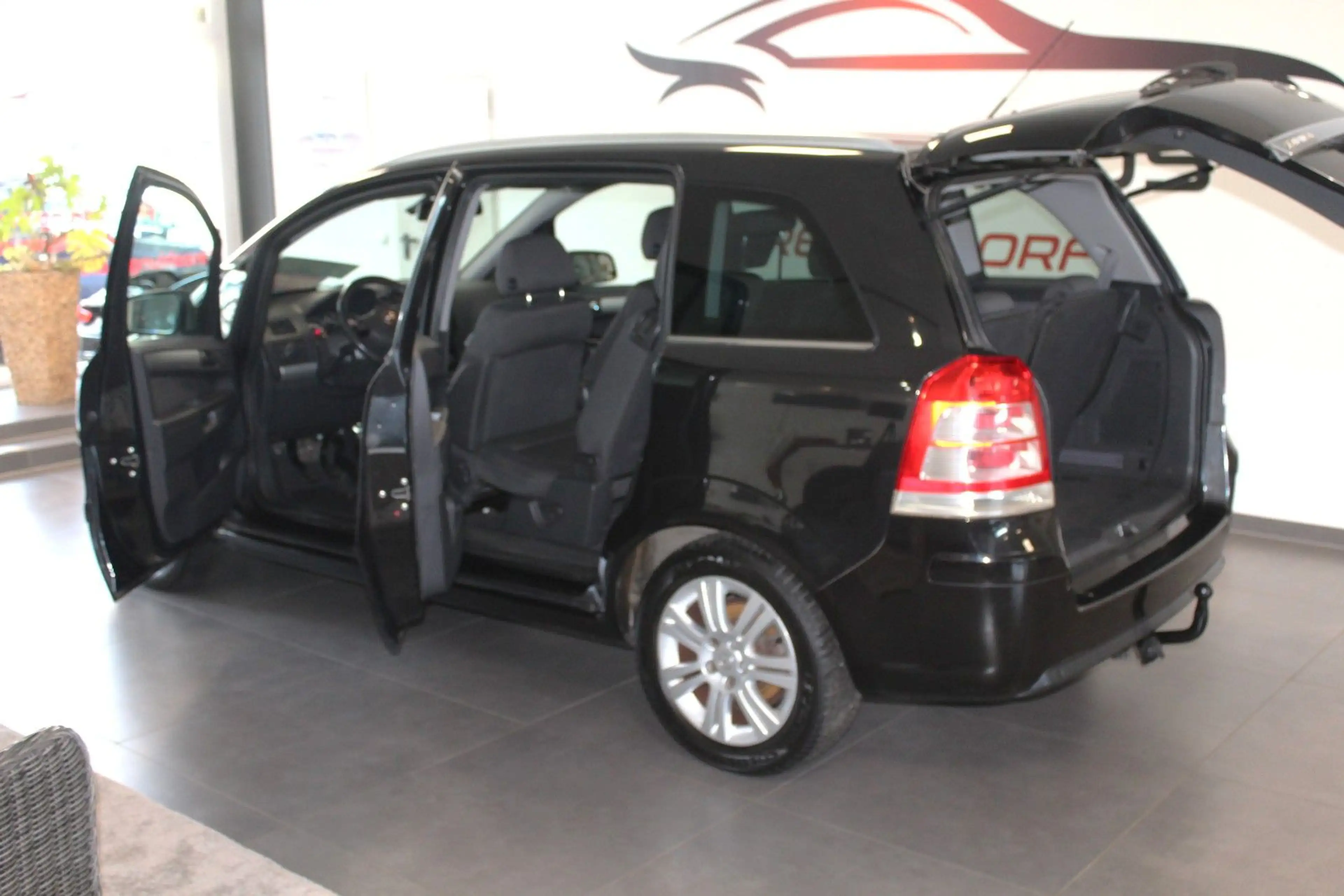 Opel Zafira B Family Plus 7 Sitzer — photo 6
