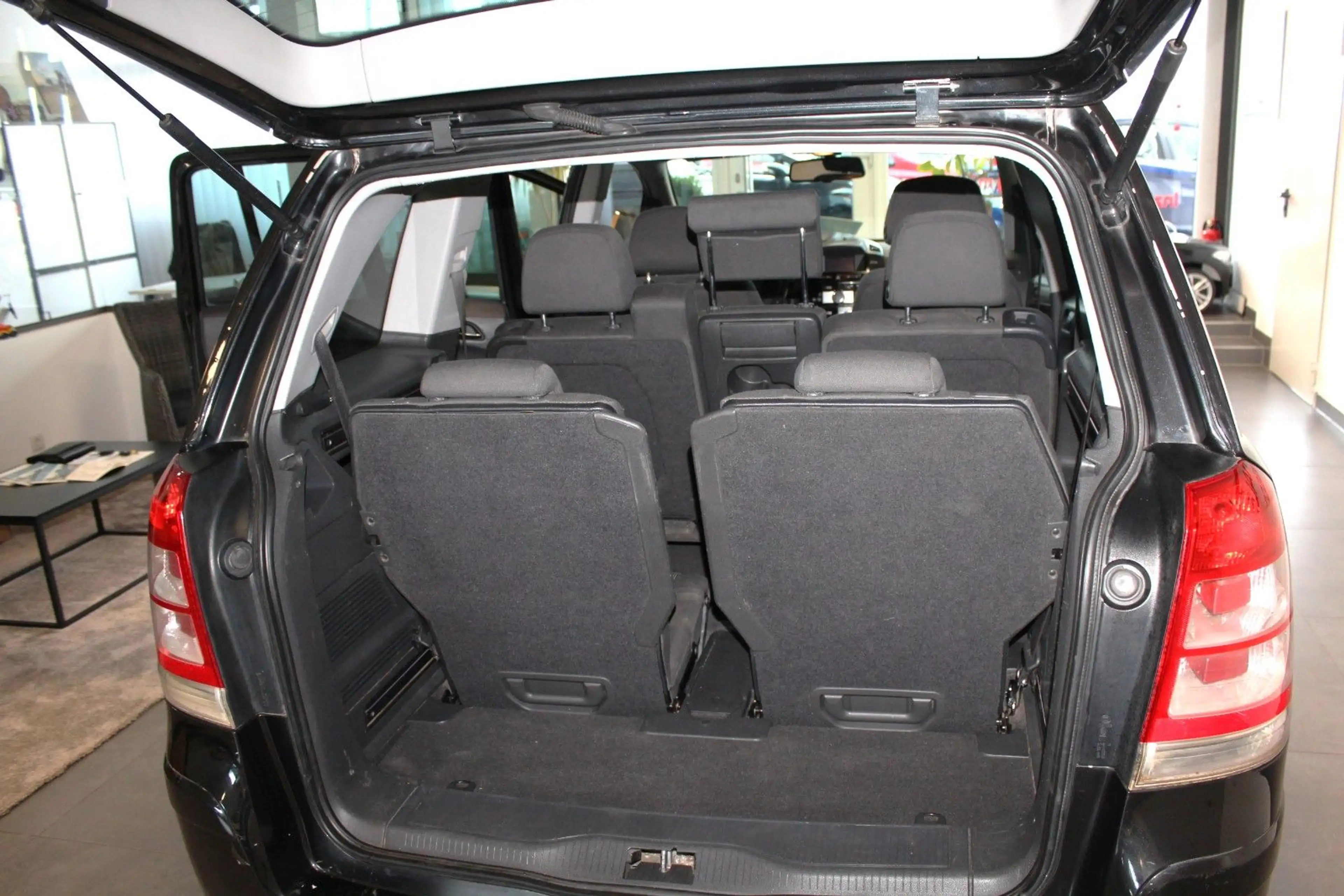 Opel Zafira B Family Plus 7 Sitzer — photo 13