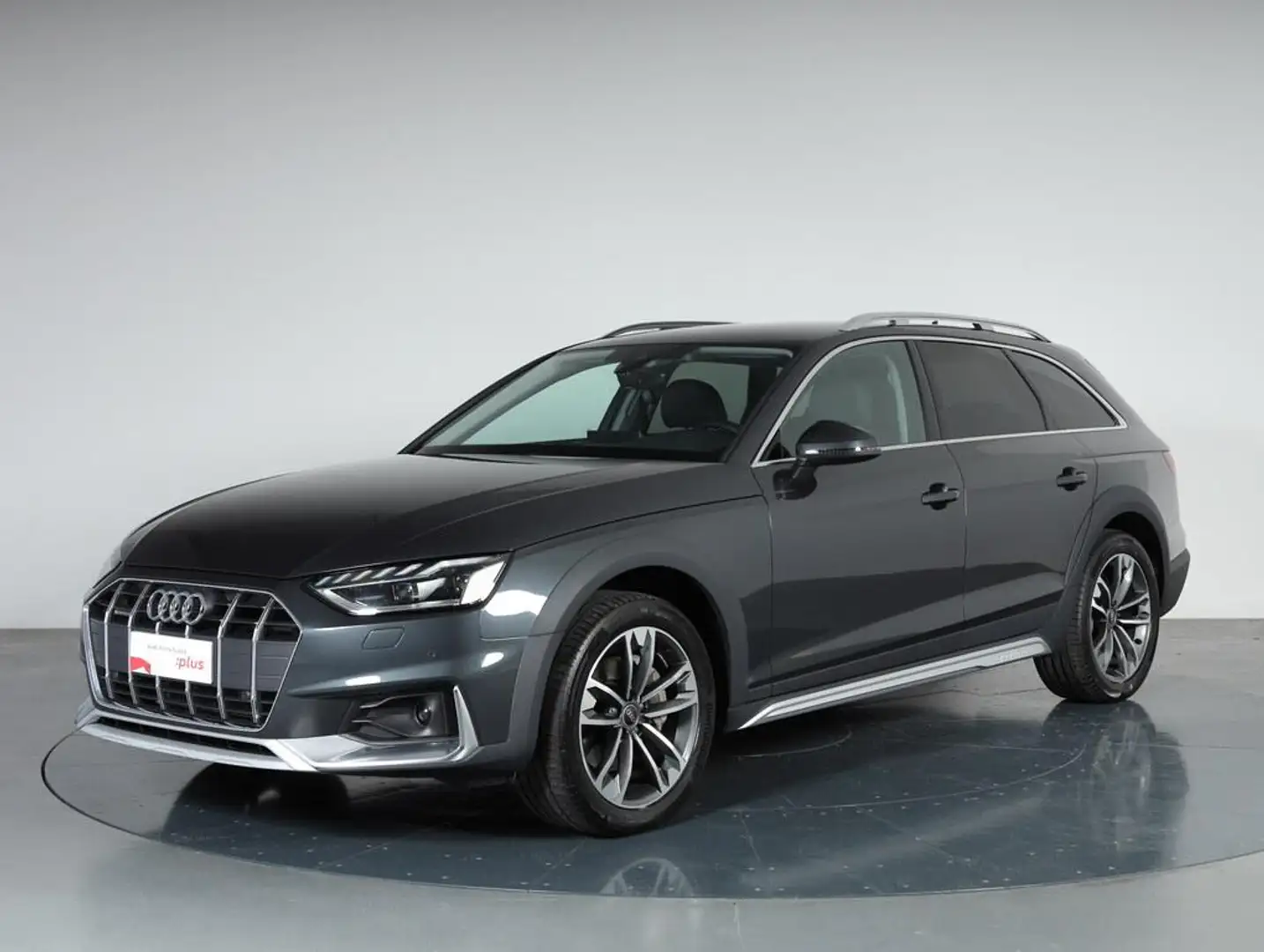 Audi A4 allroad 40 2.0 tdi mhev Identity Contrast quattro 204cv Grigio - 1