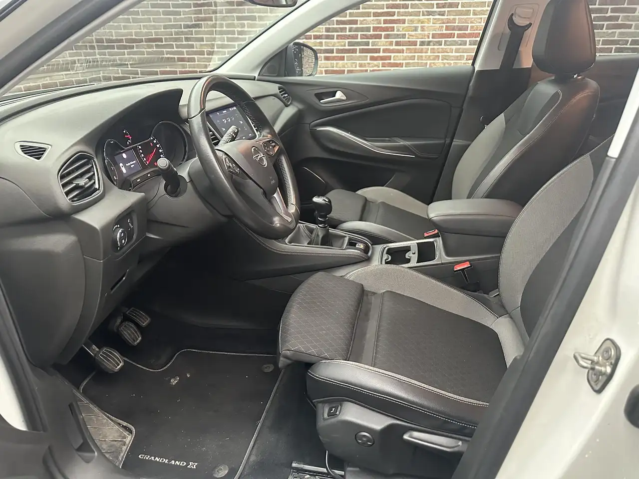Opel Grandland X — photo 13 sur 35