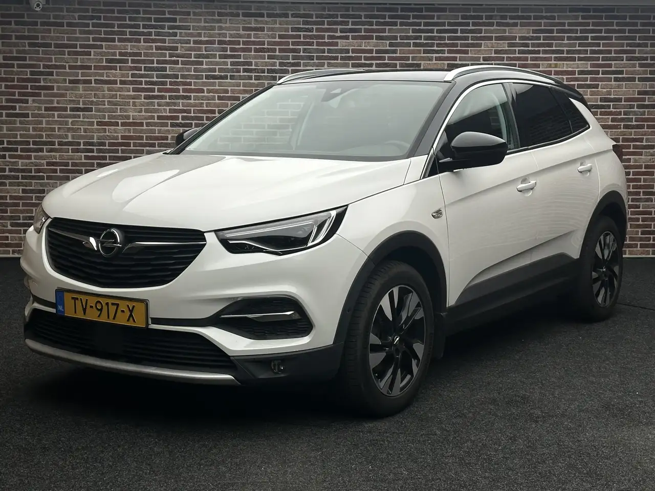 Opel Grandland X — photo 26 sur 35