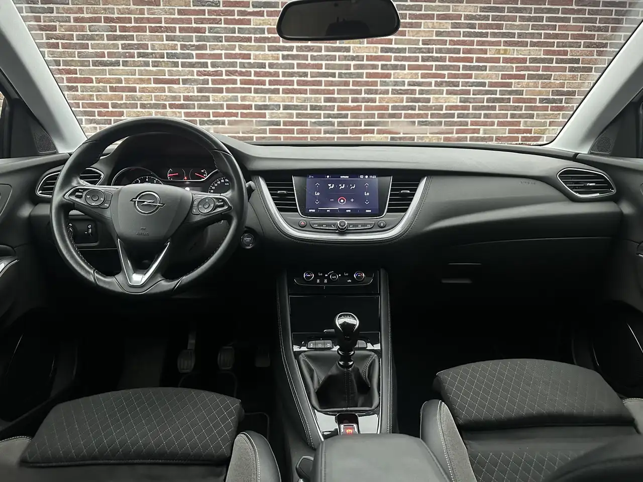 Opel Grandland X — photo 11 sur 35