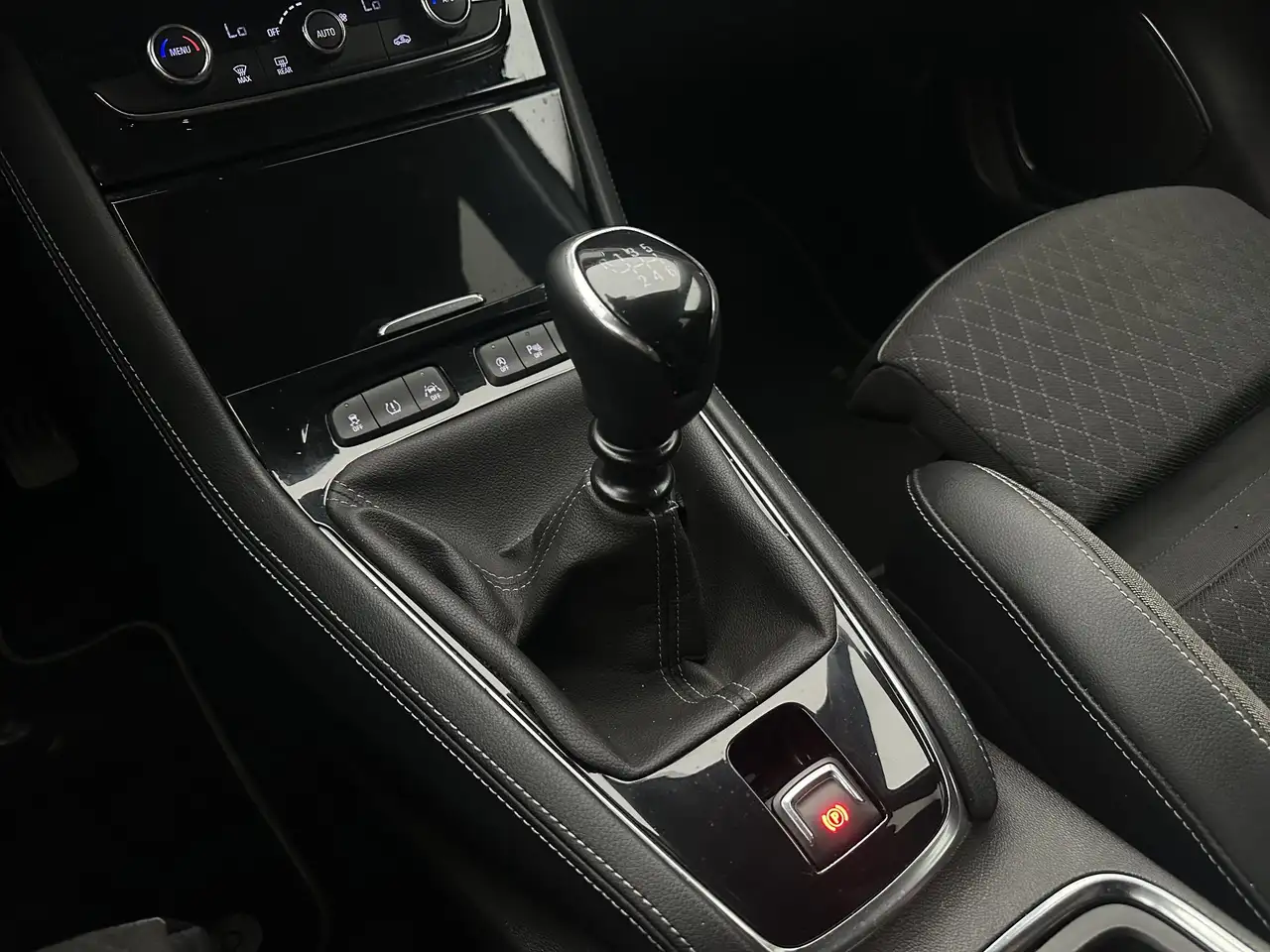 Opel Grandland X — photo 16 sur 35