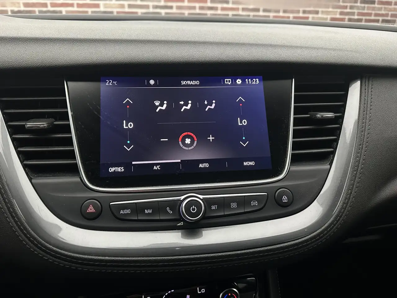 Opel Grandland X — photo 30 sur 35