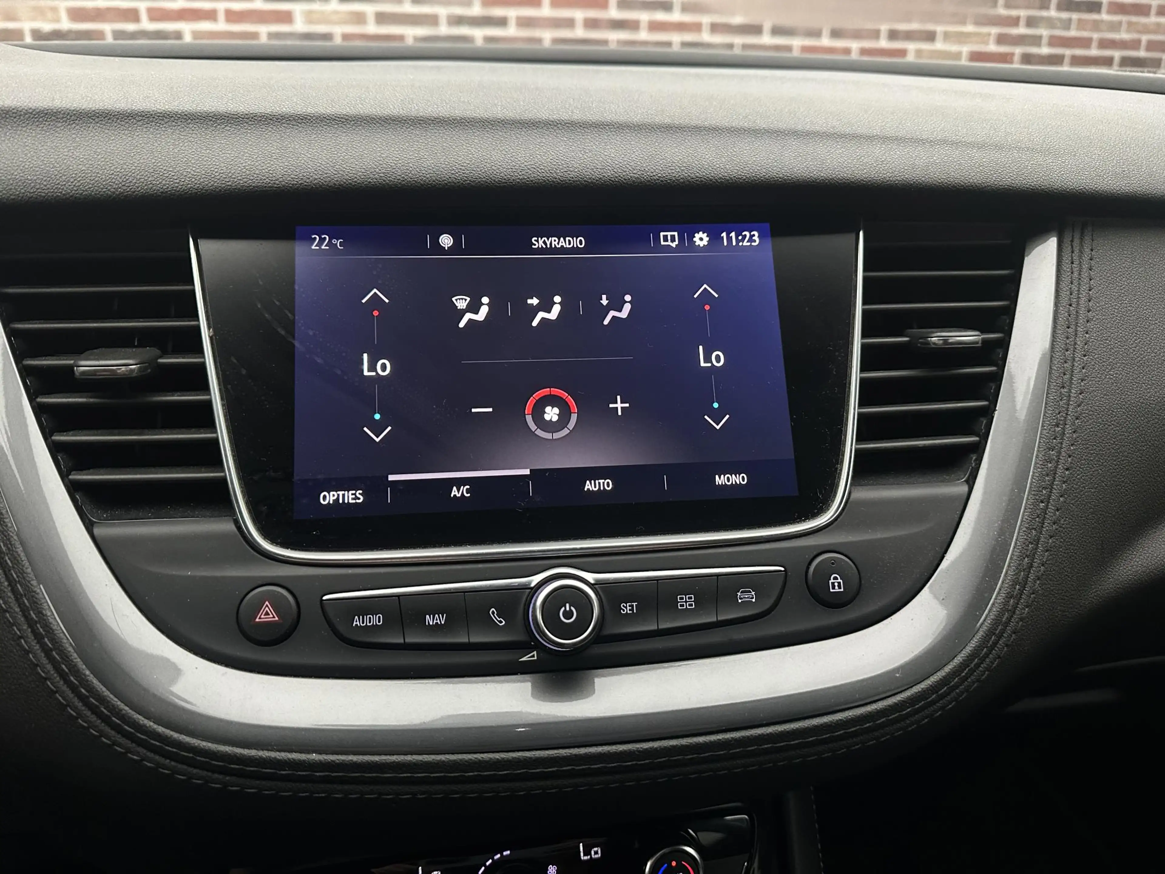 Opel Grandland X 1.2 Turbo Business Executive |Elektrische achterkl — photo 30