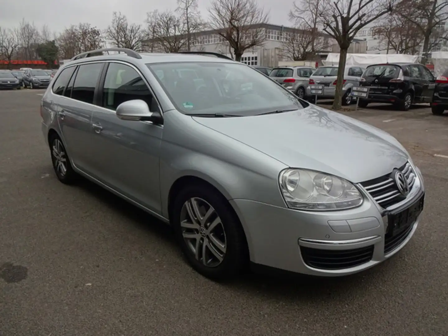 Volkswagen Golf Variant V / Erst 45 Tkm / AUTOMATIK Sportline Argent - 2