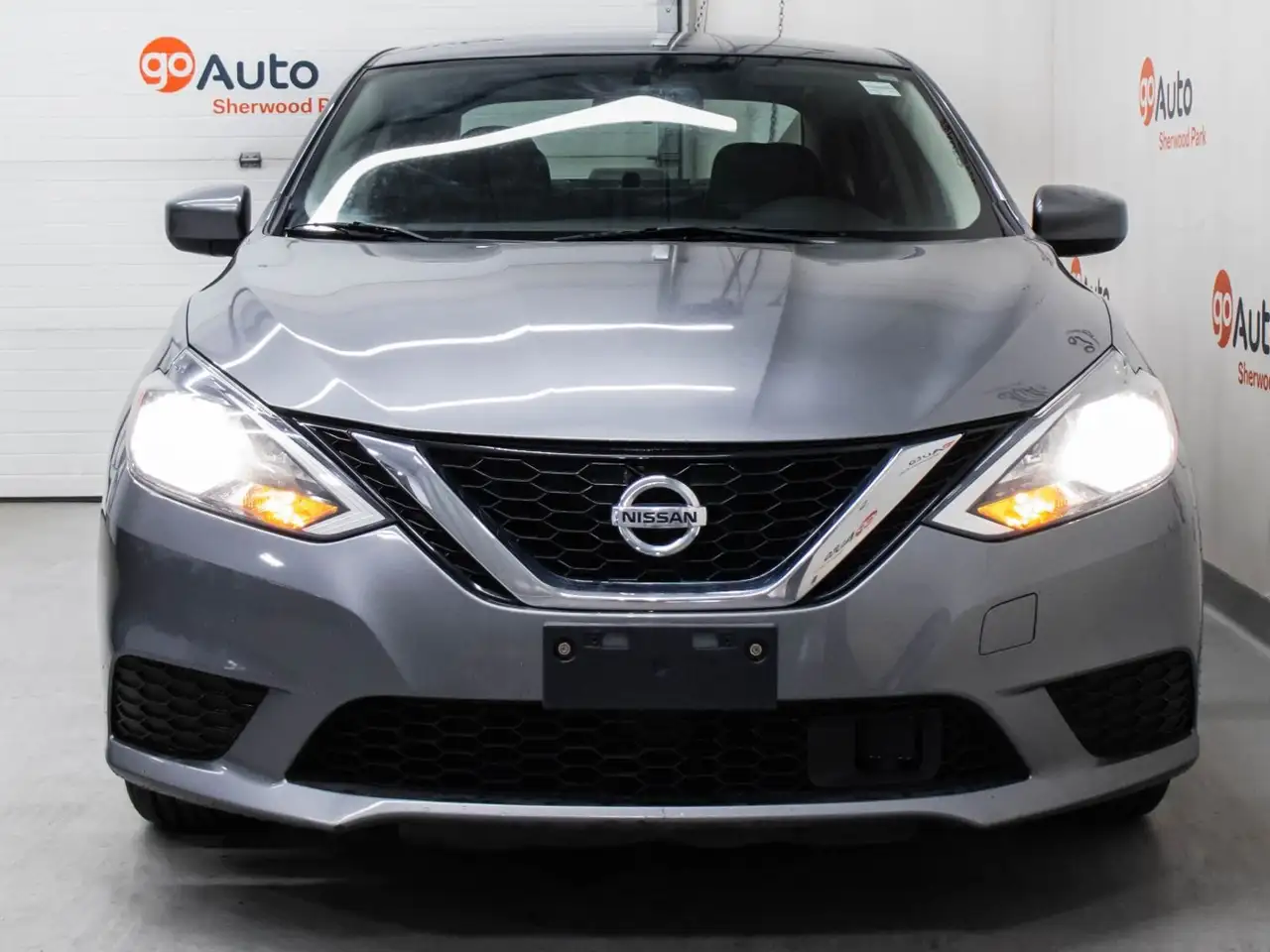 Nissan Sentra снимка Nissan Sentra