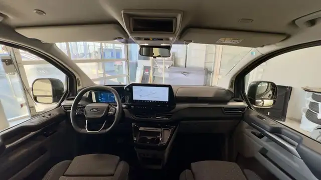 Ford Nugget Titanium L1 Ansicht 3