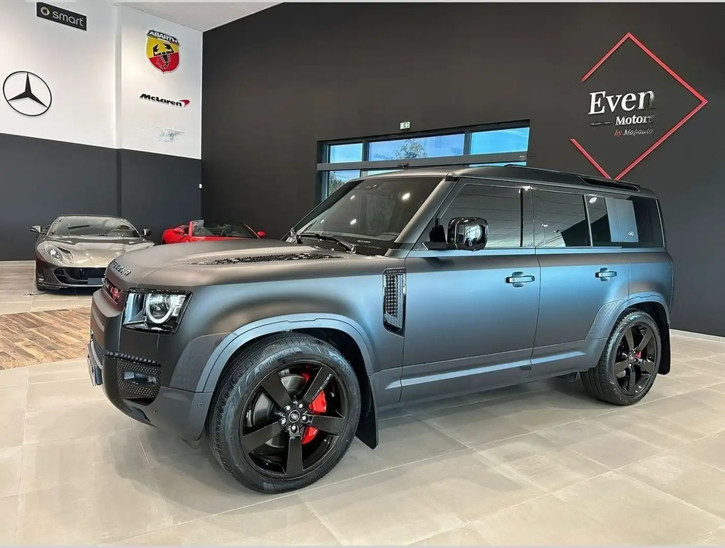 Land Rover Defender IV 3.0 P400 110 4X4 X-DYNAMIC HSE BVA 6PL Noir - 1
