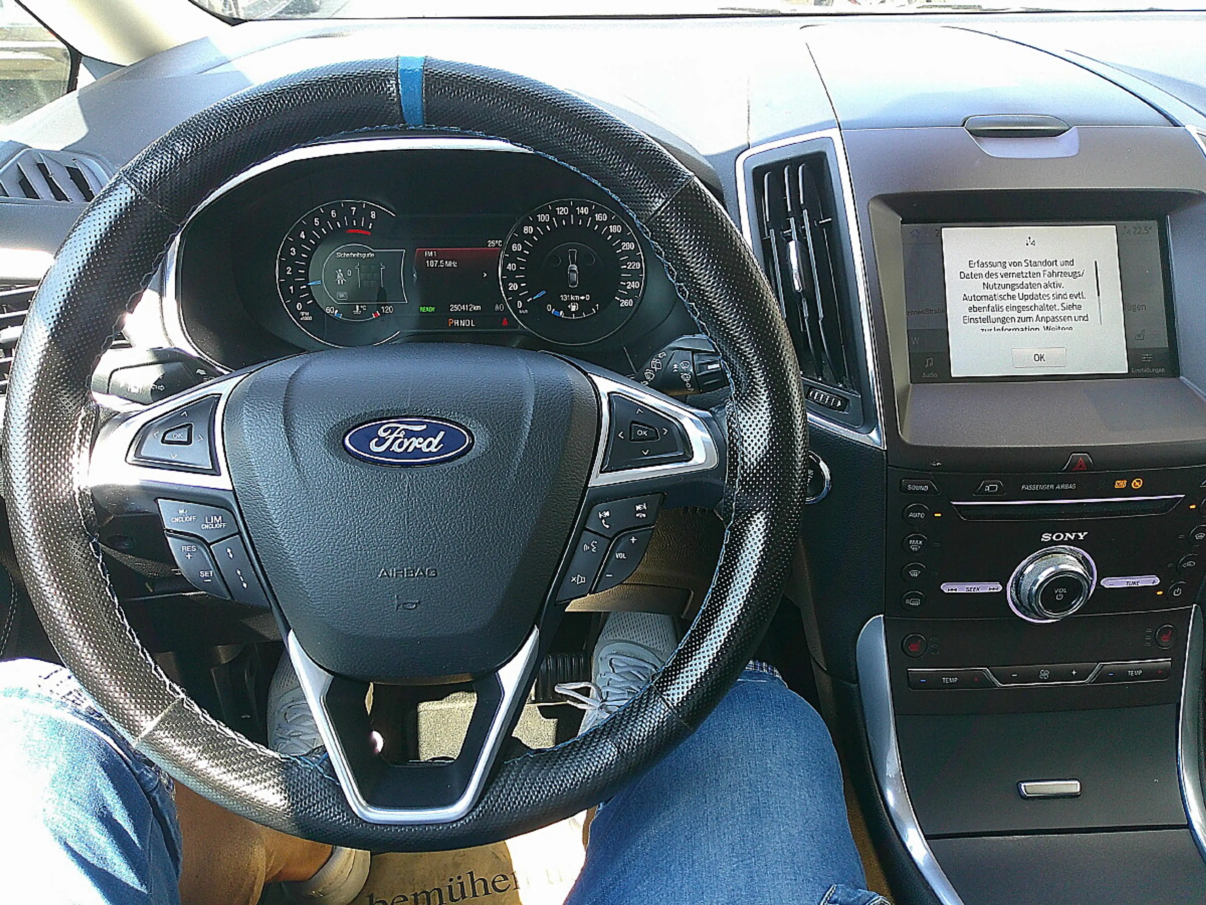 Ford Galaxy 2,5 Duratec Hybrid Titanium Aut. — photo 8