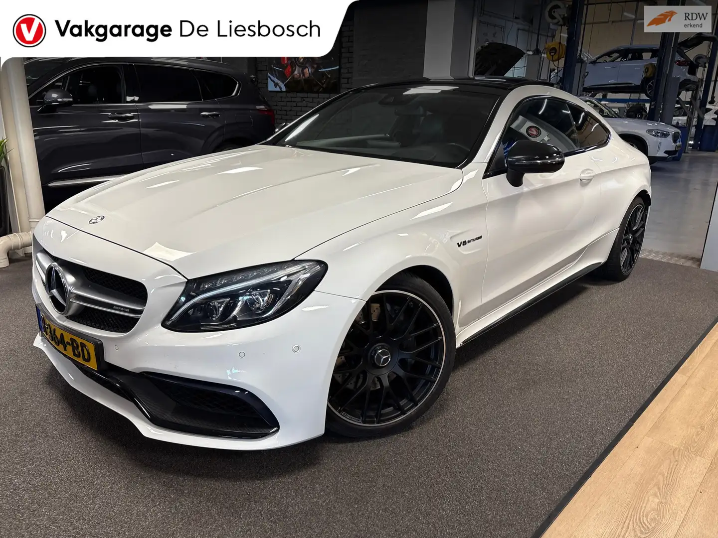 Mercedes-Benz C 63 AMG coupe/pano/leer/memory/burmester/camera/boeken Wit - 1