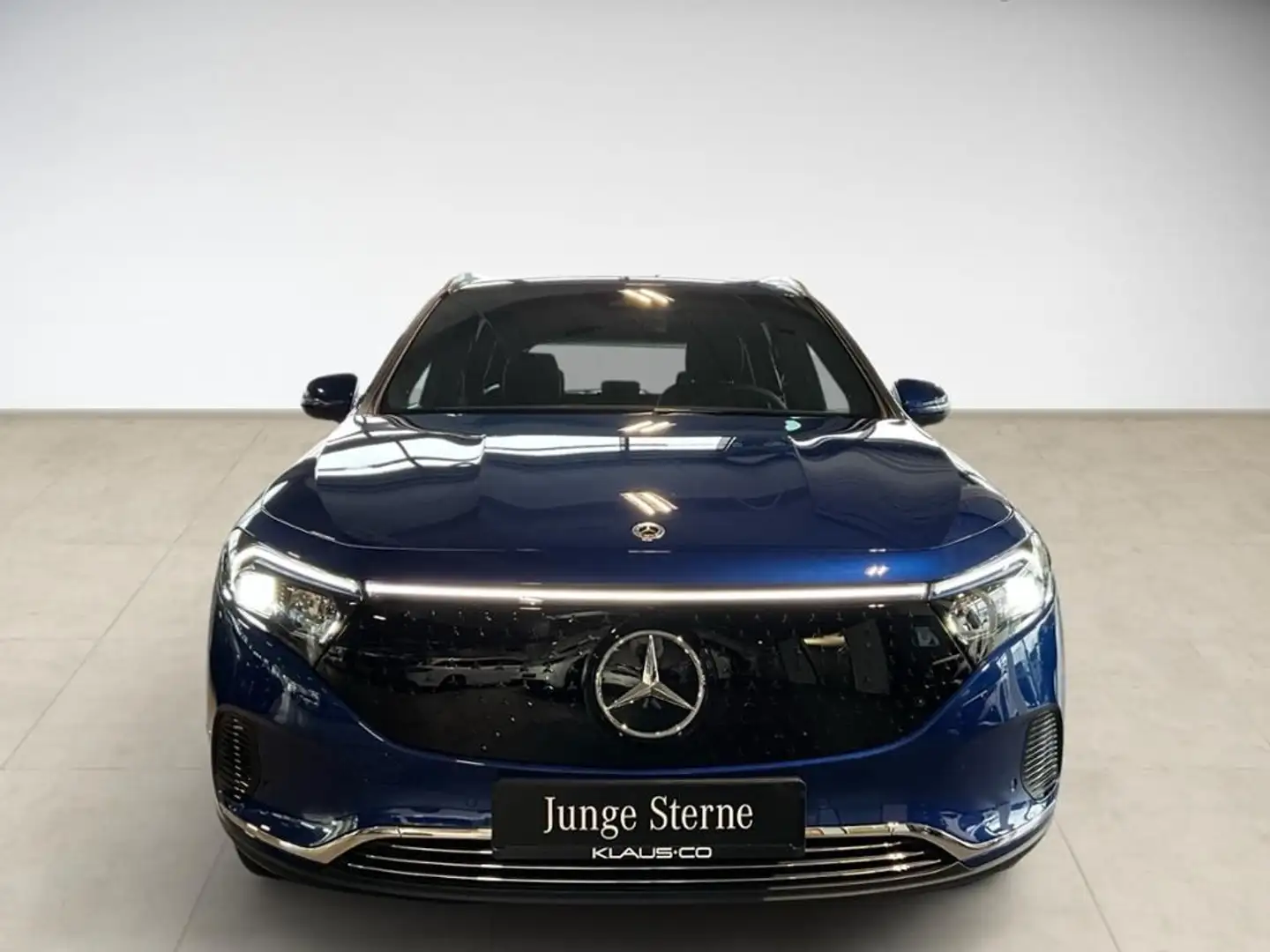 Mercedes-Benz EQA 300 4MATIC SpurW W-Paket PDC SHZ LED SpurH Blau - 2
