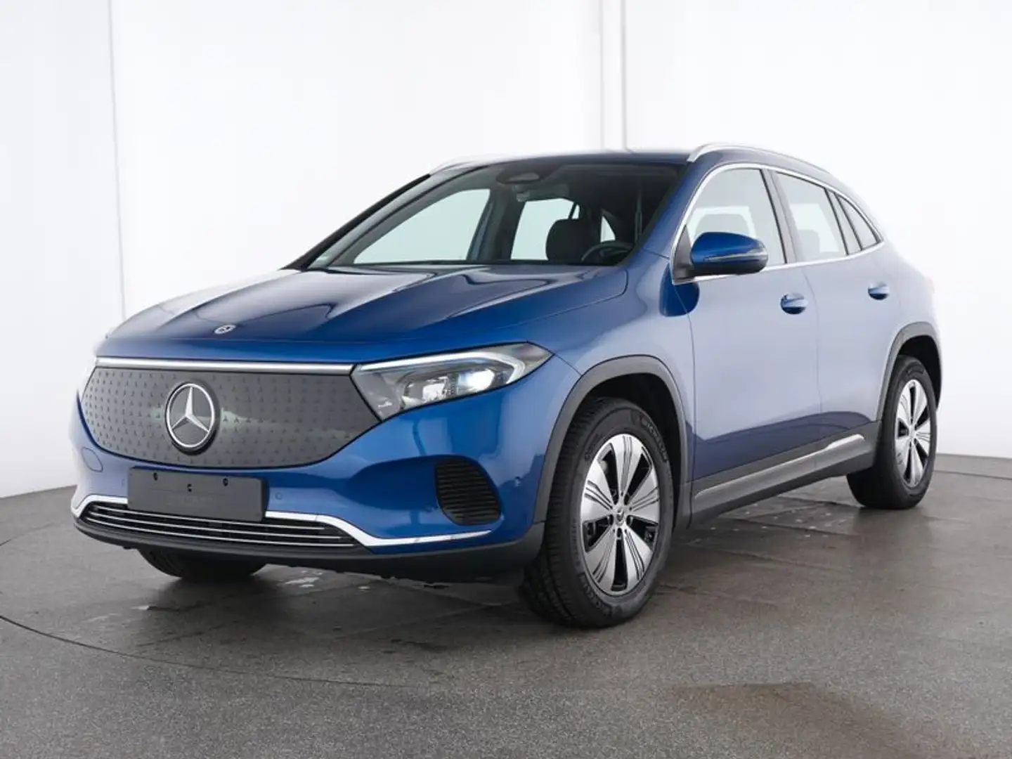 Mercedes-Benz EQA 300 4MATIC SpurW W-Paket PDC SHZ LED SpurH Blau - 1