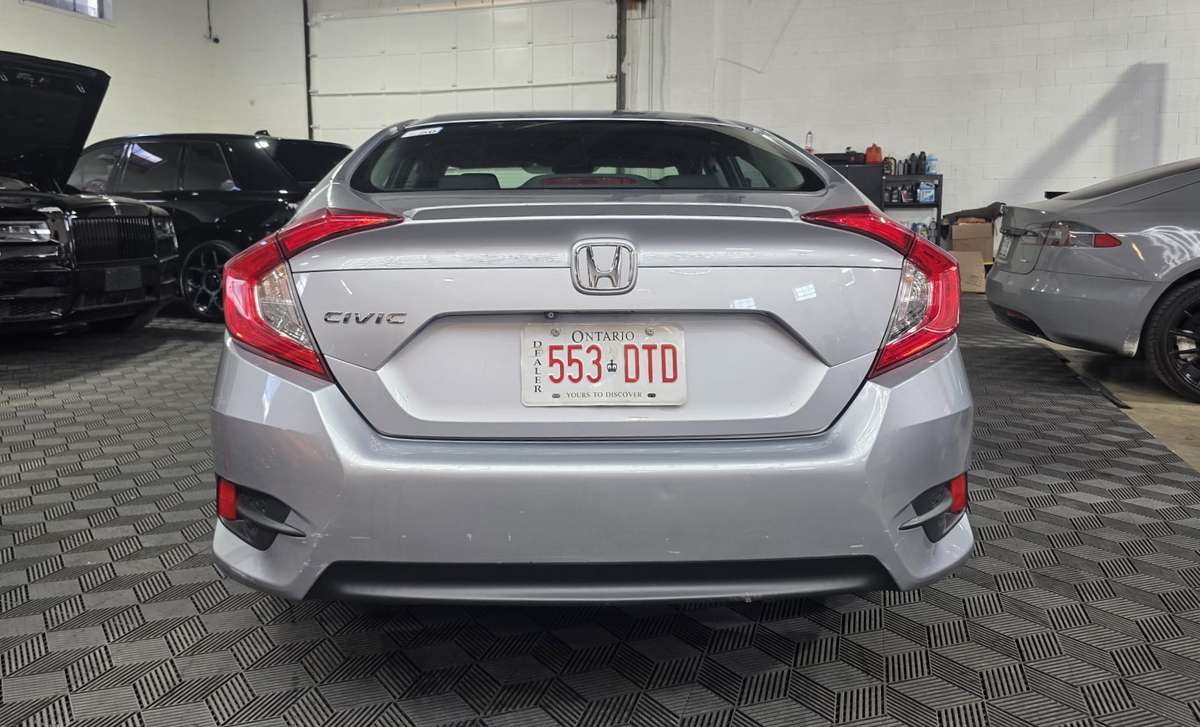2017 Honda Civic EX-T Sedan CVT — снимка 1