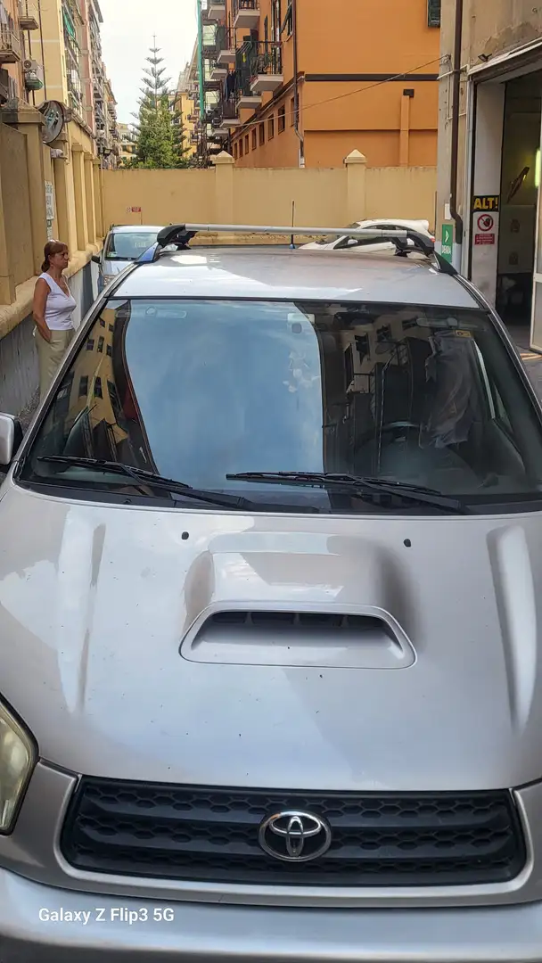 Toyota RAV 4 RAV4 5p 2.0 d-4d 16v Argento - 2