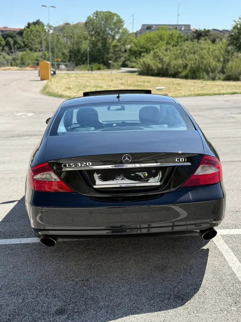 Mercedes-Benz CLS 320 cdi V6 - 1