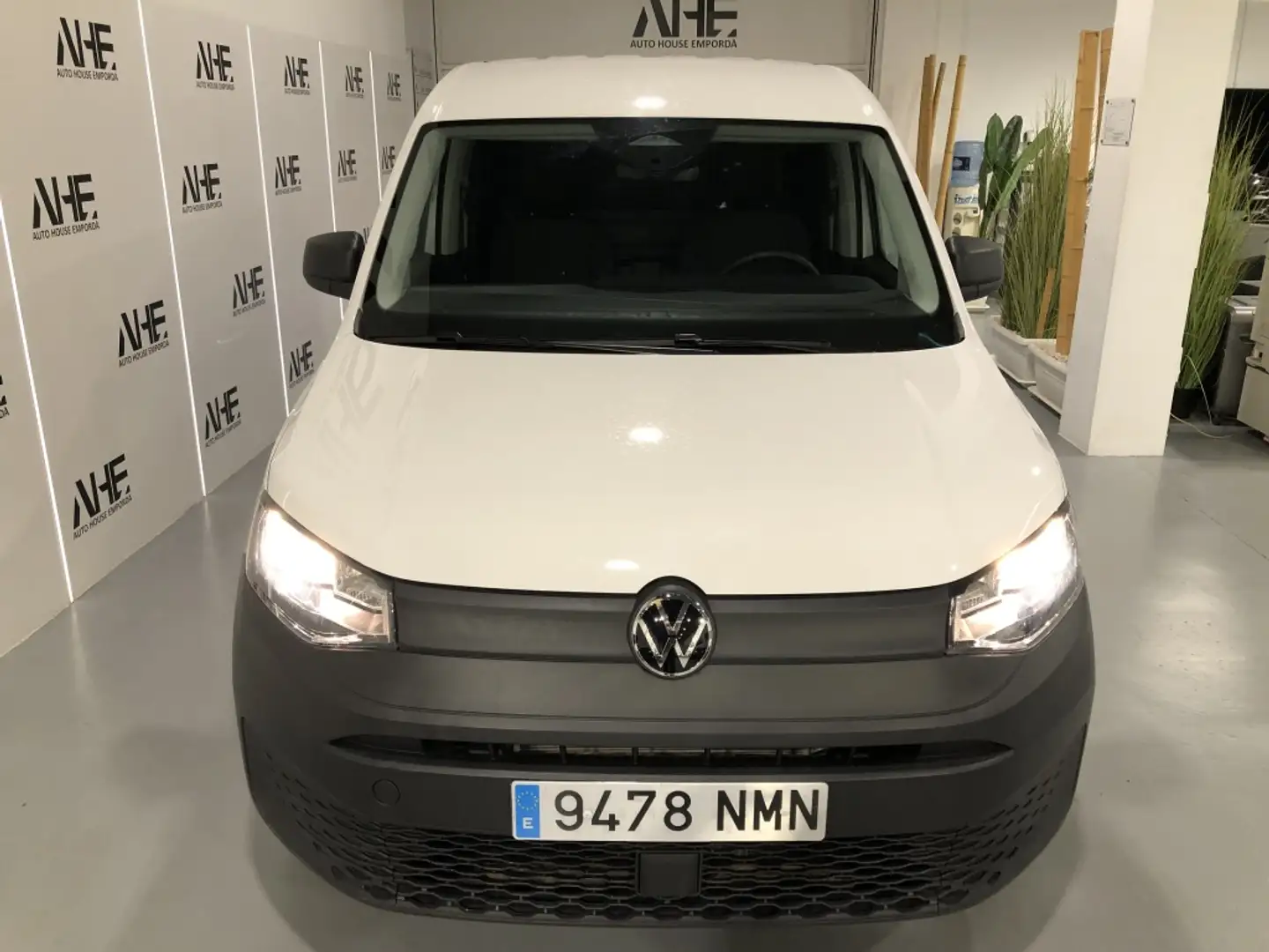 Volkswagen Caddy Cargo Furgón 2.0 TDI 90kW DSG Blanco - 2
