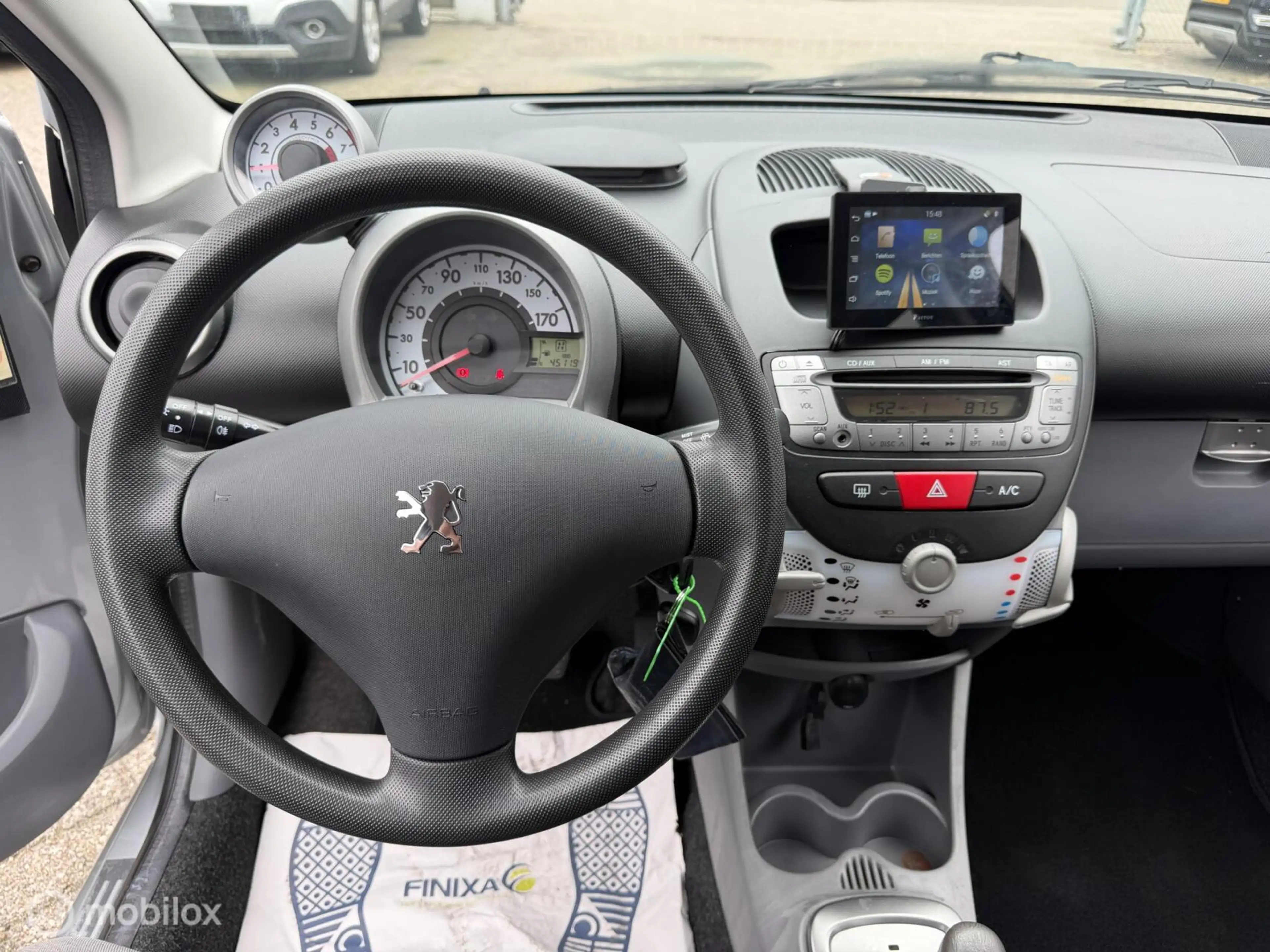 Peugeot 107 1.0-12V Millesim 200,Automaat,Airco,Navi,45.000KM! — photo 7