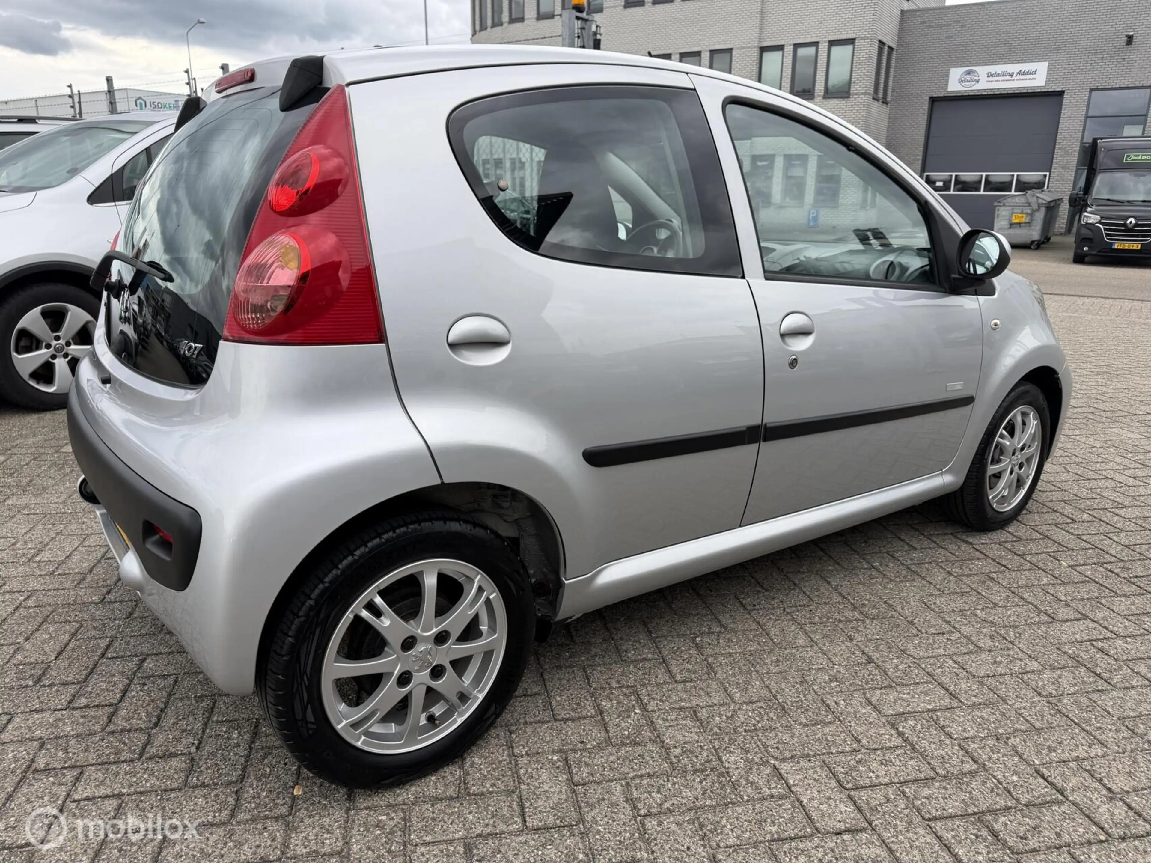 Peugeot 107 1.0-12V Millesim 200,Automaat,Airco,Navi,45.000KM! — photo 13