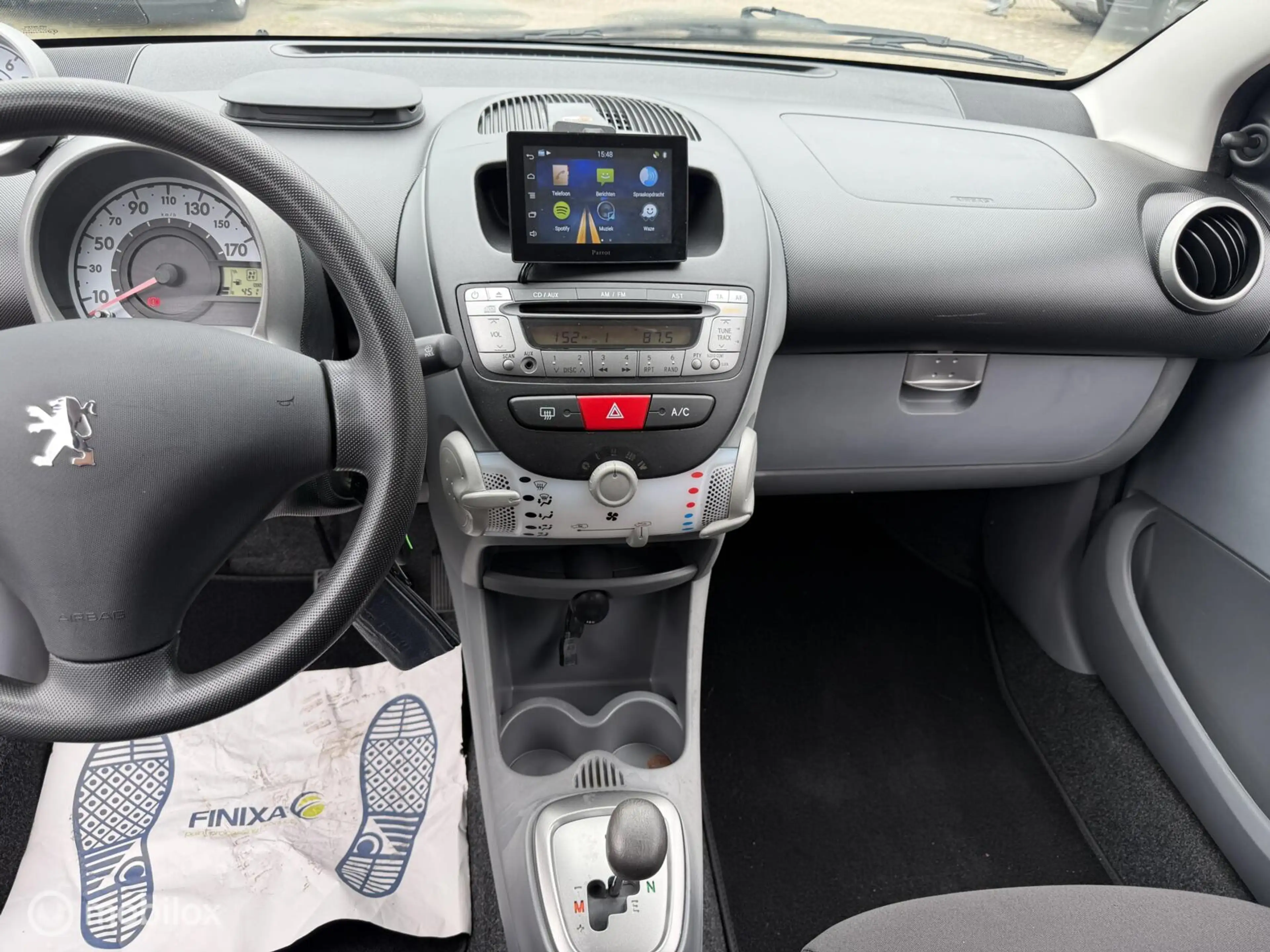 Peugeot 107 1.0-12V Millesim 200,Automaat,Airco,Navi,45.000KM! — photo 5