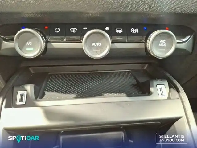 Citroen C4 view 15
