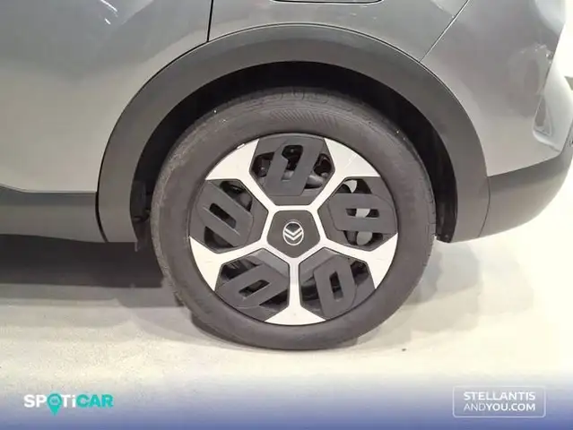 Citroen C4 view 11