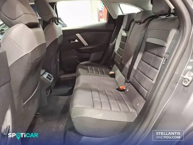 Citroen C4 view 10