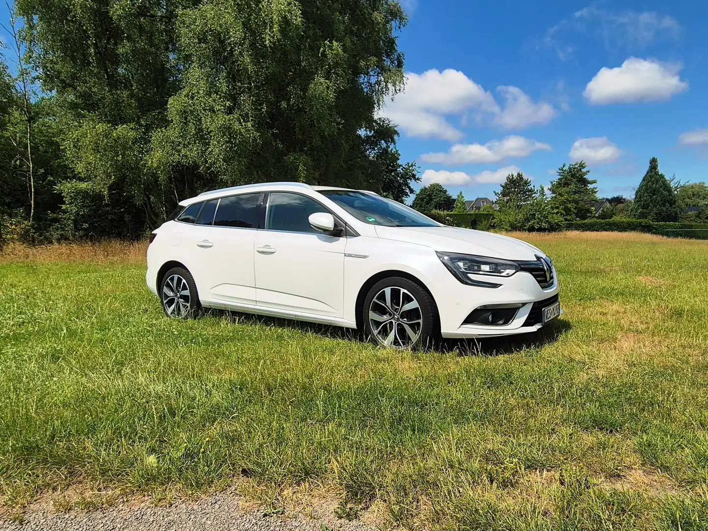 Renault Megane Megane Grandtour Grandtour ENERGY TCe 130 EDC BOSE Bílá - 1