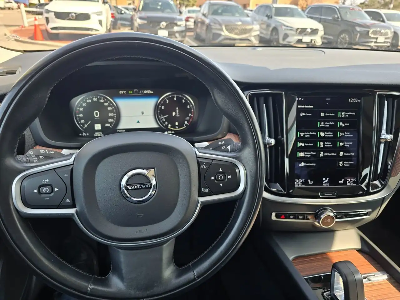 Volvo S60 снимка Volvo S60