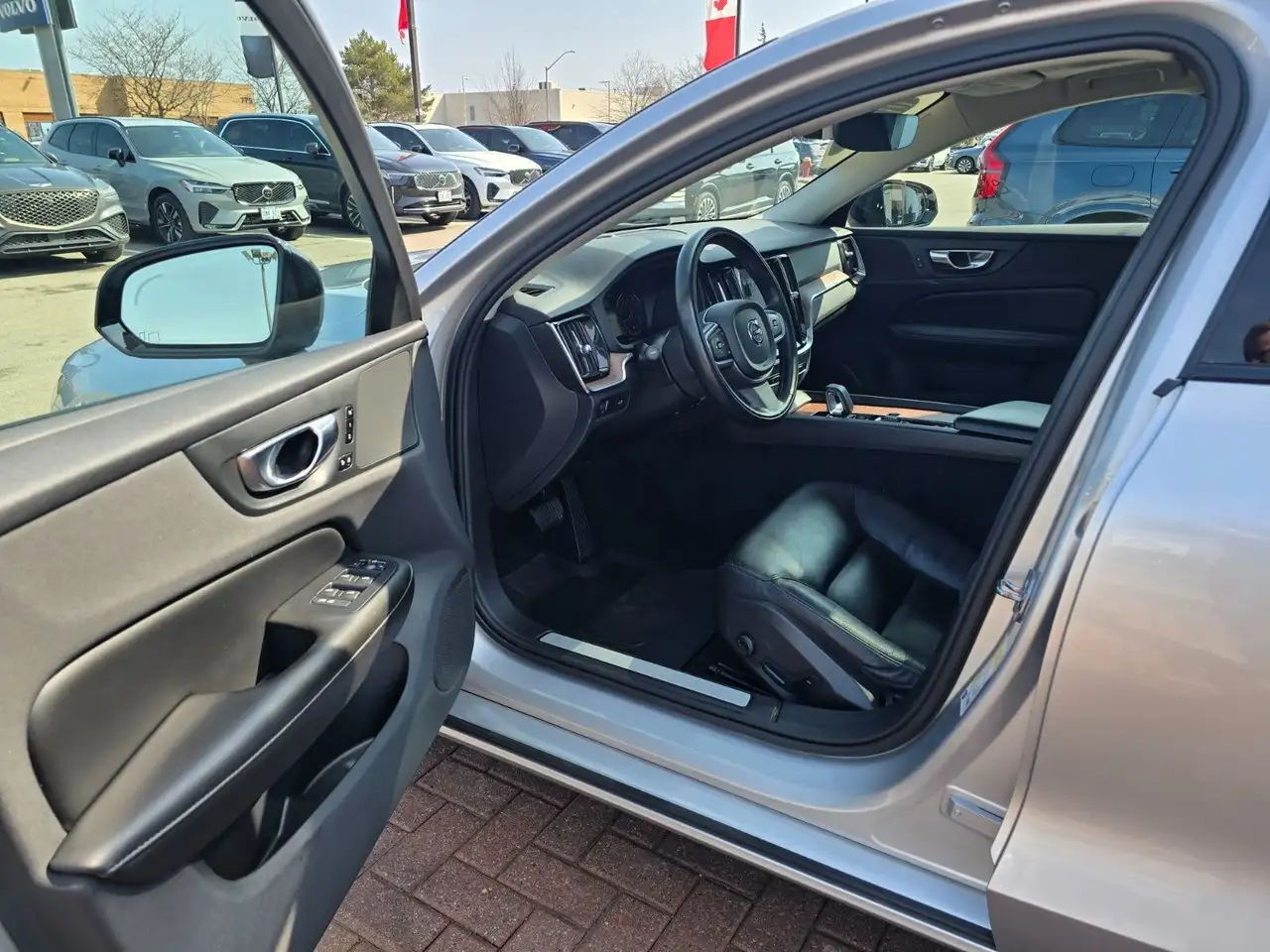 Volvo S60 снимка Volvo S60