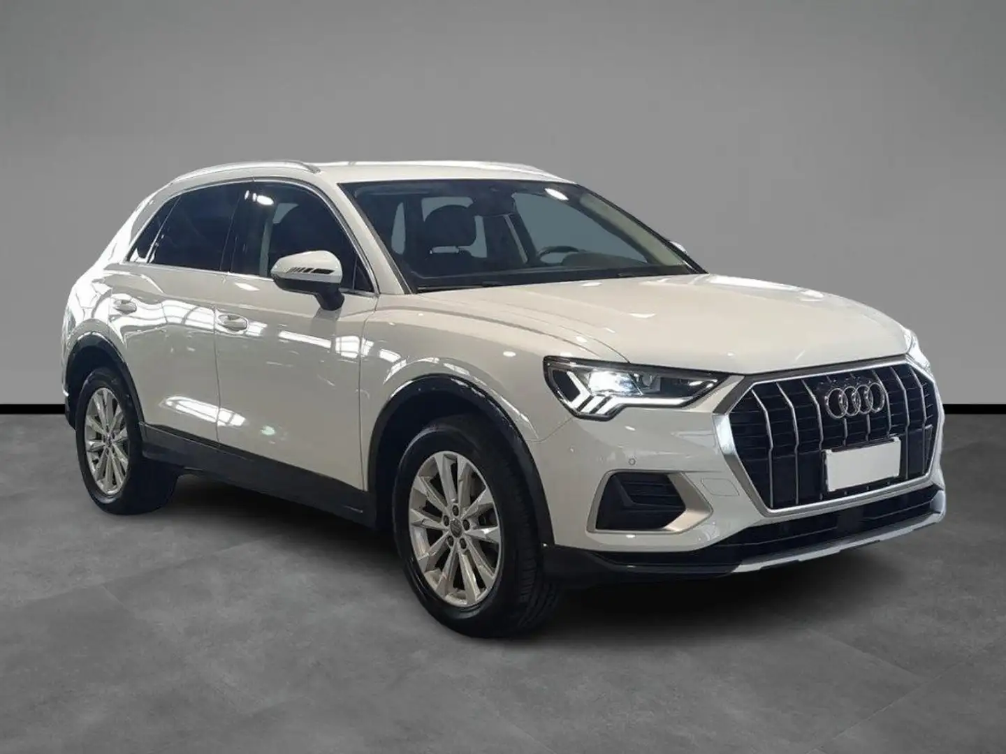 Audi Q3 35 TFSI Weiß - 2