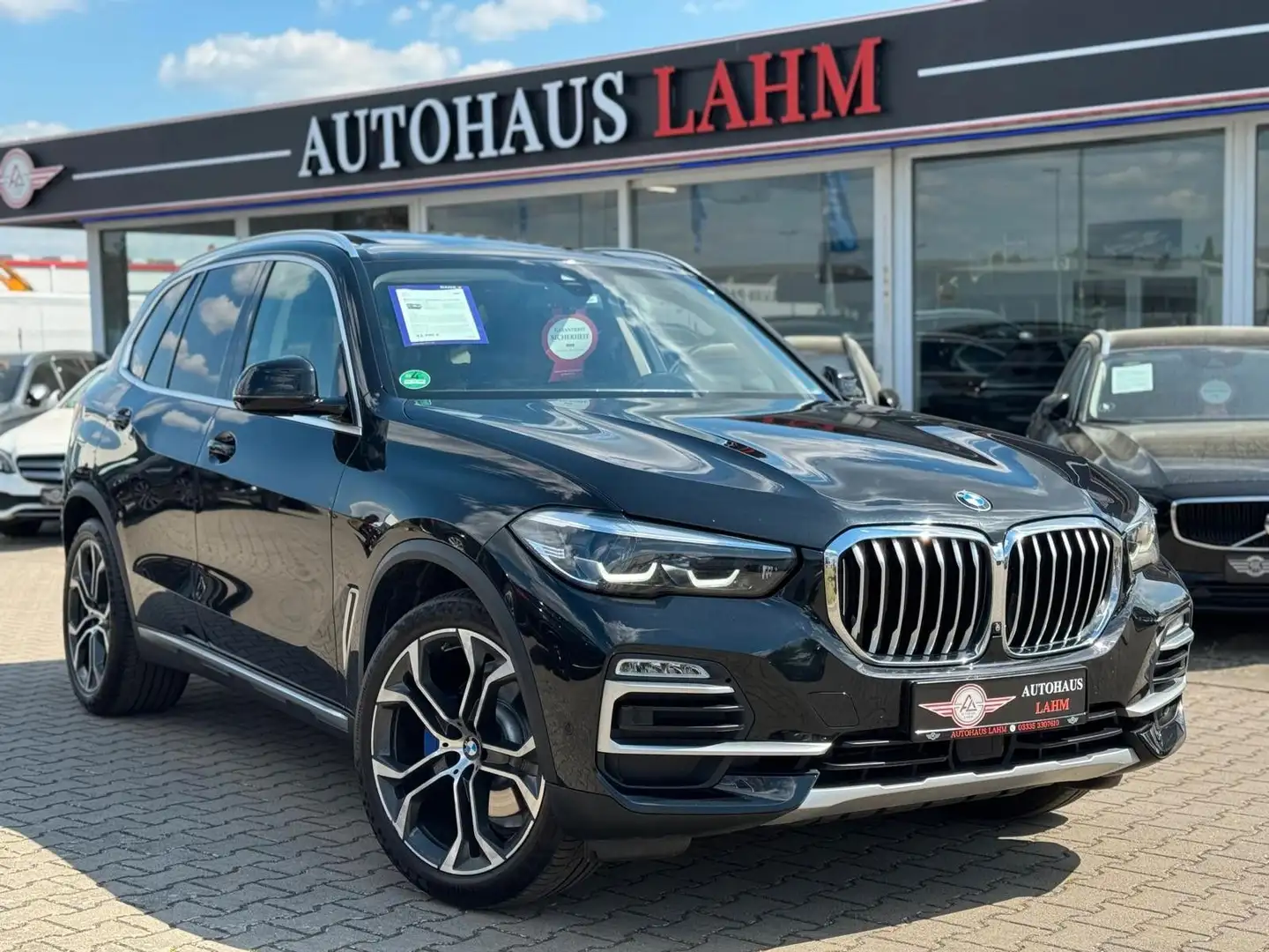 BMW X5 xDrive 30 d xLine"PANO"360°KAM"SOFT CLOSE"AHK Schwarz - 1