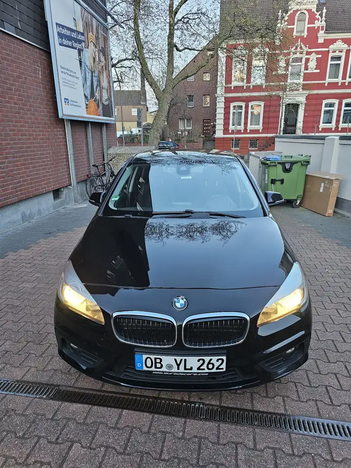 BMW 218