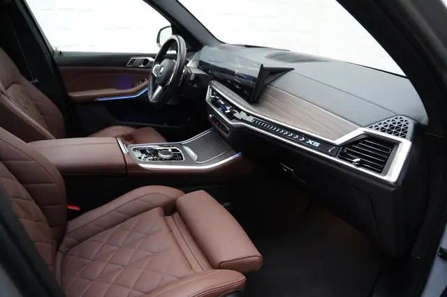 BMW X5 view 30