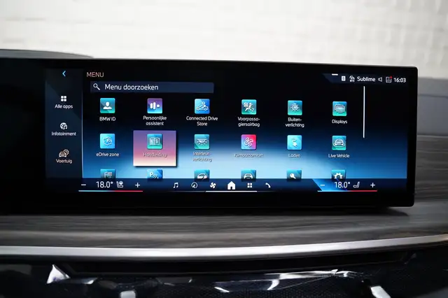 BMW X5 view 21
