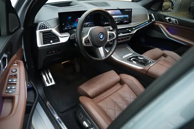 BMW X5 view 14
