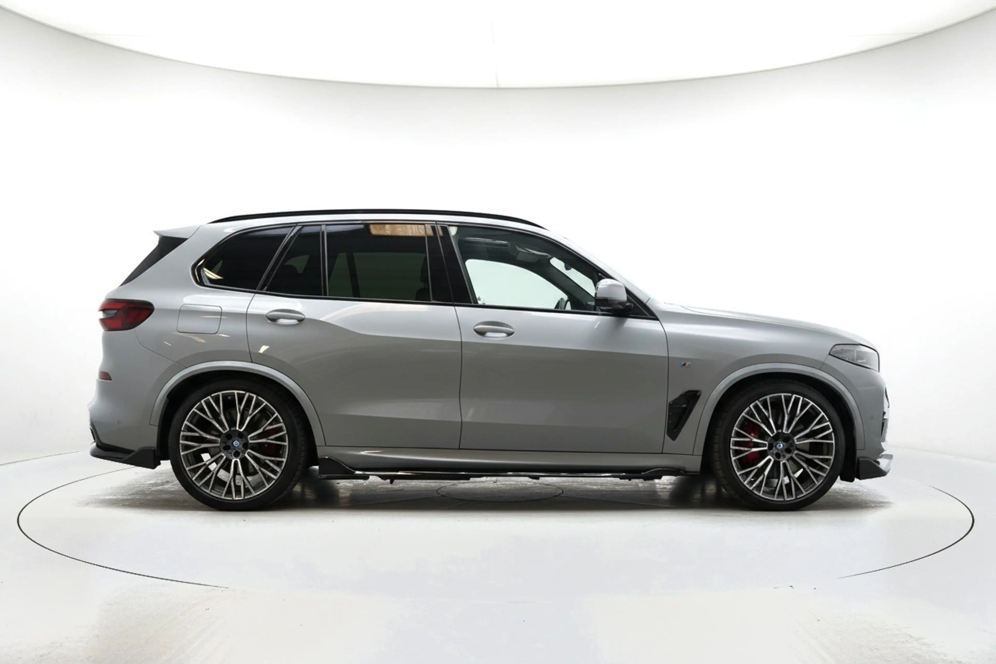 BMW X5 XDrive50e M SPORT PANO 360 HEAD UP H&K LUCHTV — photo 4
