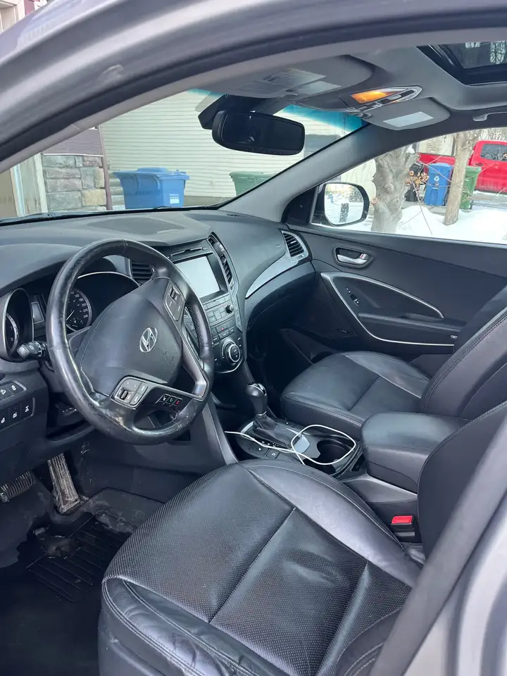 Hyundai SANTA FE снимка Hyundai SANTA FE