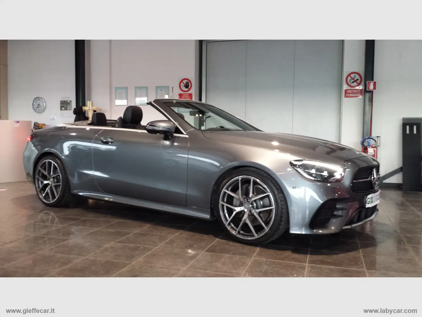 Mercedes-Benz E 220 E 220 d Auto Cabrio Premium AMG Grau - 1
