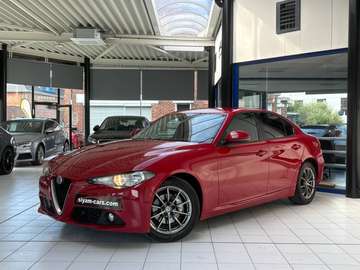 Giulia 2.2 JTDm *CUIR * GPS * CAMERA * PDC * JANTES * SPORT *