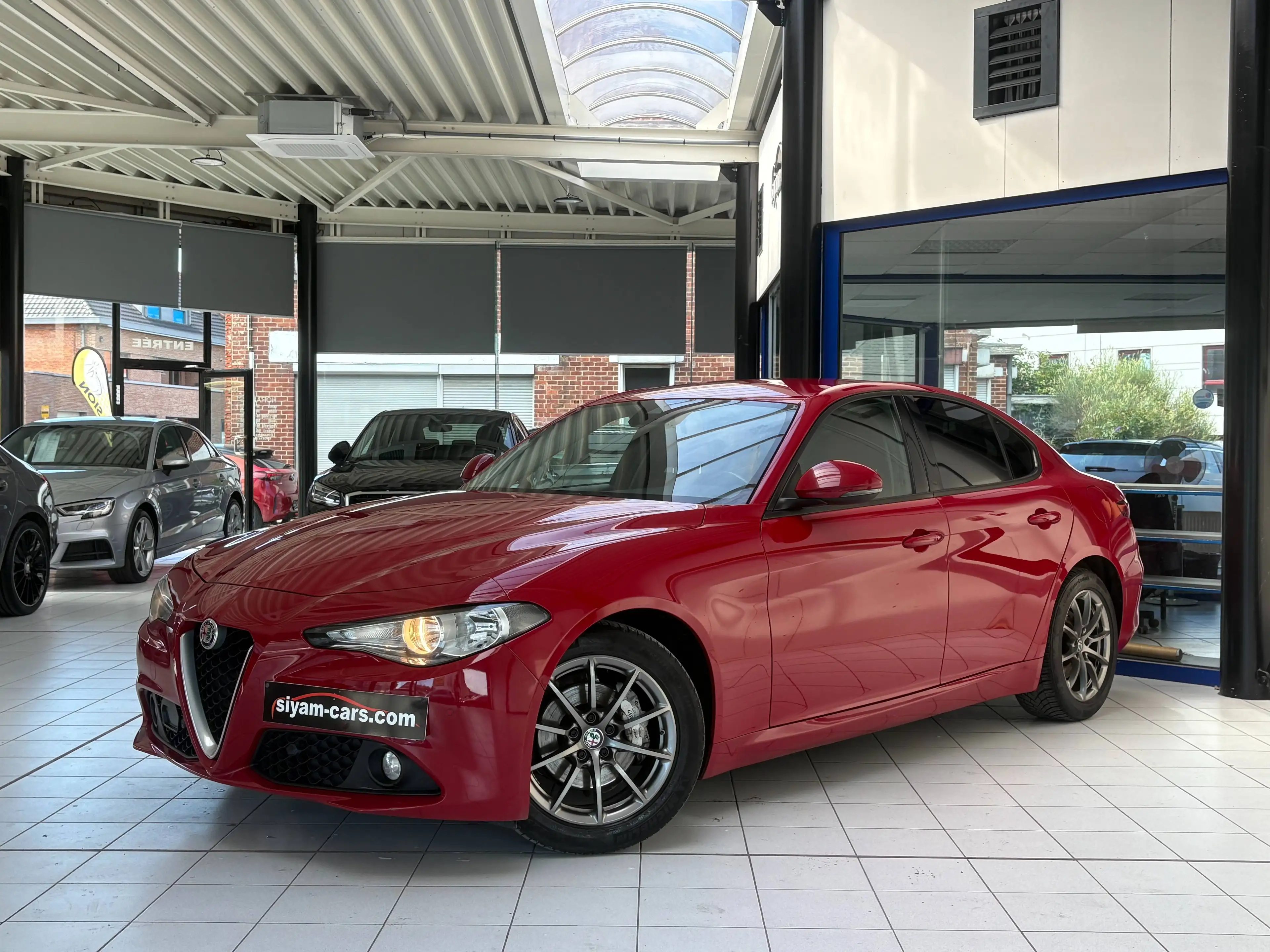 Alfa Romeo Giulia Giulia 2.2 JTDm *CUIR * GPS * CAMERA * PDC * JANTES * SPORT *