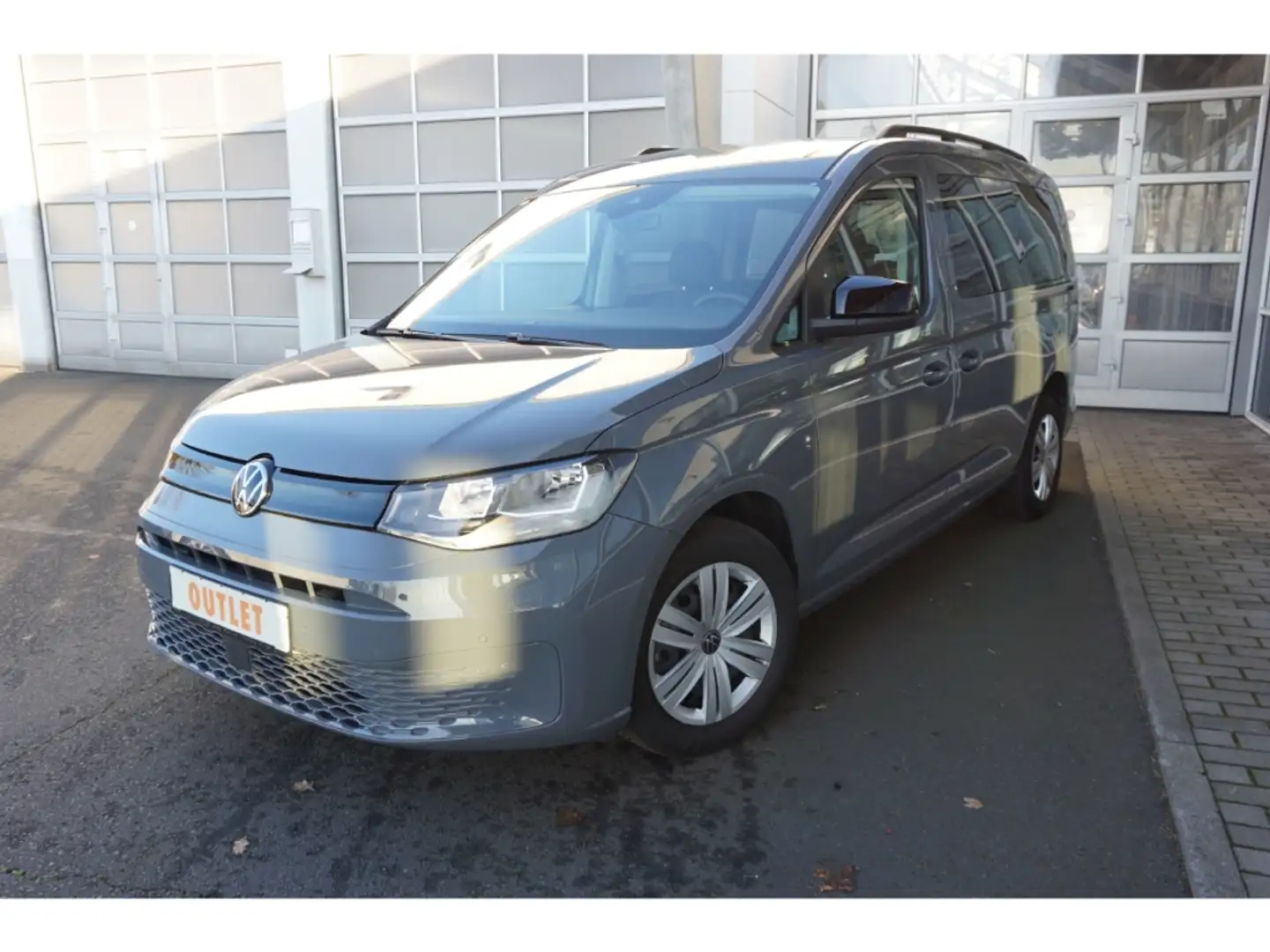 Volkswagen Caddy 2.0TDI-DSG-AbstTempo-7Sitze-PDCCam-Sihz-DAB-EURO6 Gris - 1
