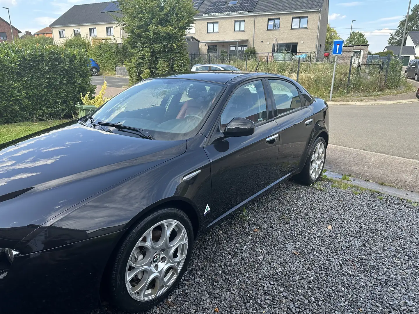 Alfa Romeo 159 SW 1.9 JTDm 16V Distinctive Noir - 2