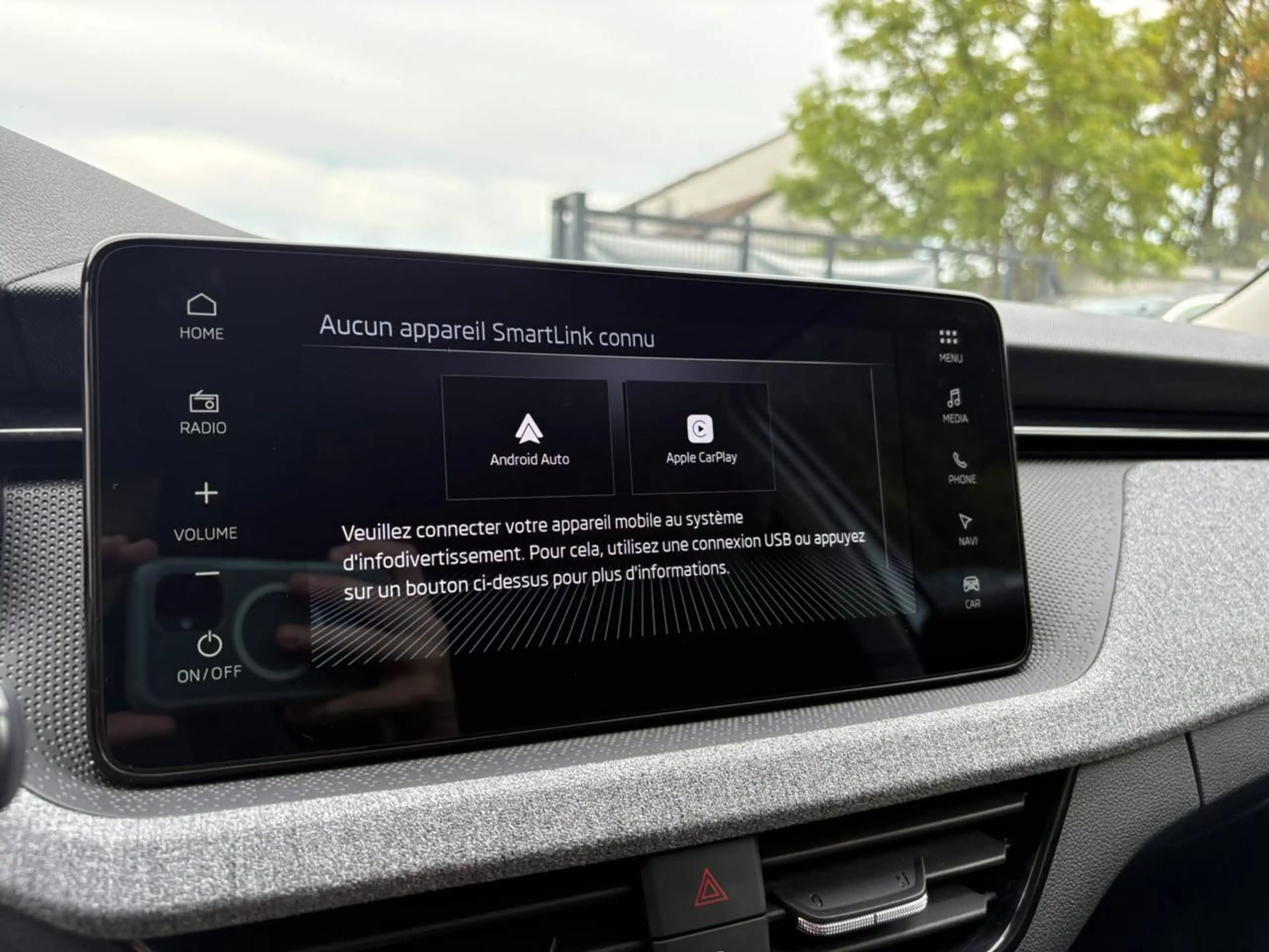 Skoda Kamiq 1.0 TSI Family DSG — photo 15