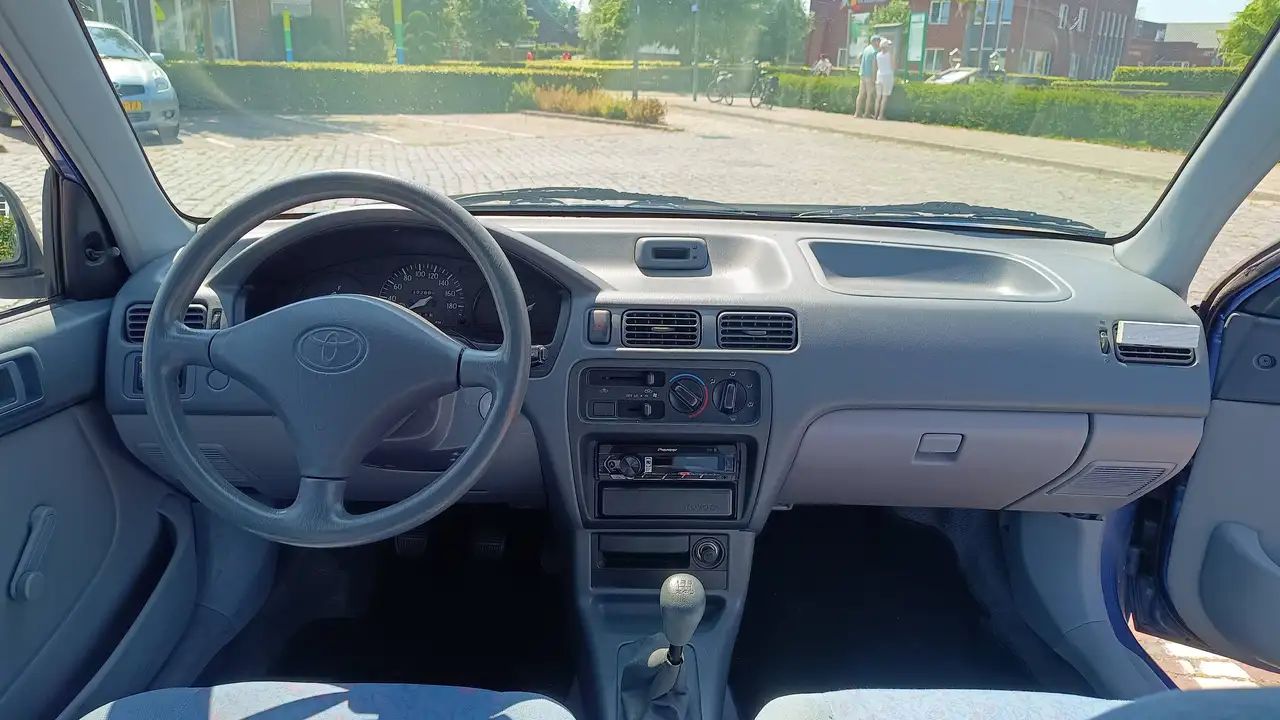 Toyota Starlet 1.3-16V GLi GTSi, foto 7