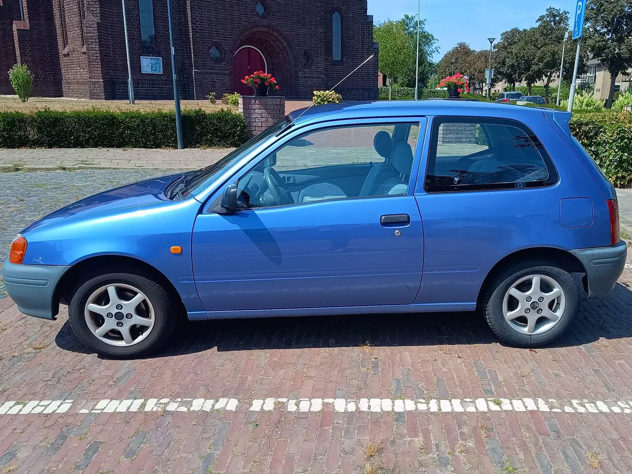 Toyota Starlet 1.3-16V GLi GTSi, foto 4