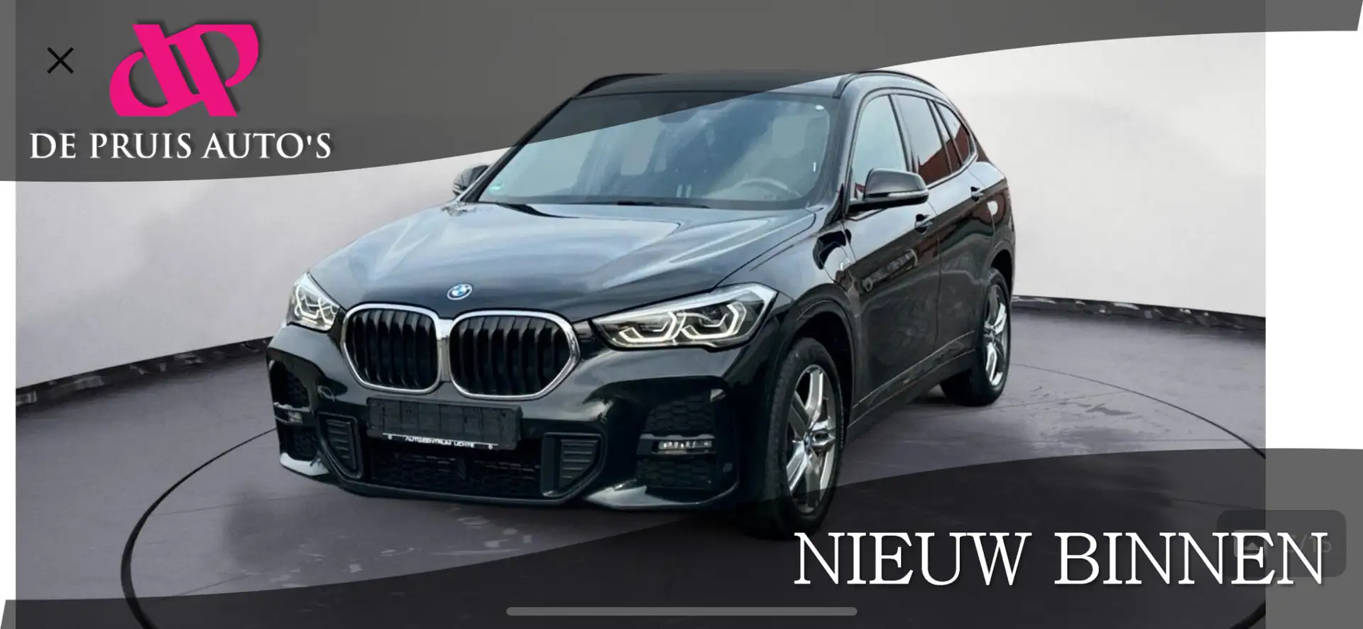 BMW X1 xDrive25e Executive Slechts 12000 kilometer M Spor Zwart - 1