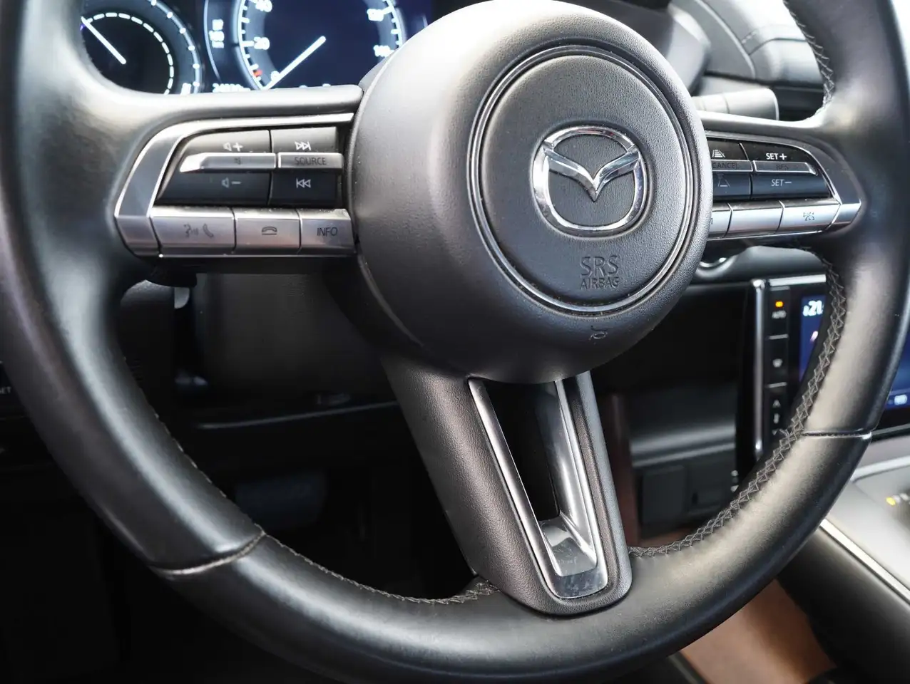 Mazda MX-30 e-SKYACTIV Advantage, миниатюра 7