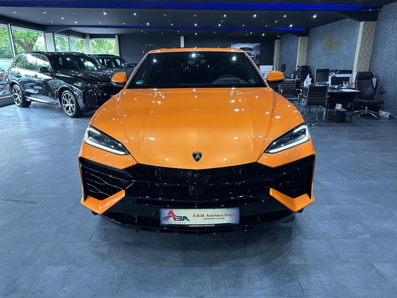 Lamborghini Urus SE / B&O /Entertaiment / Massage /Sitzklima — photo 2