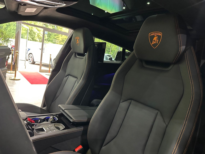 Lamborghini Urus SE / B&O /Entertaiment / Massage /Sitzklima — photo 11